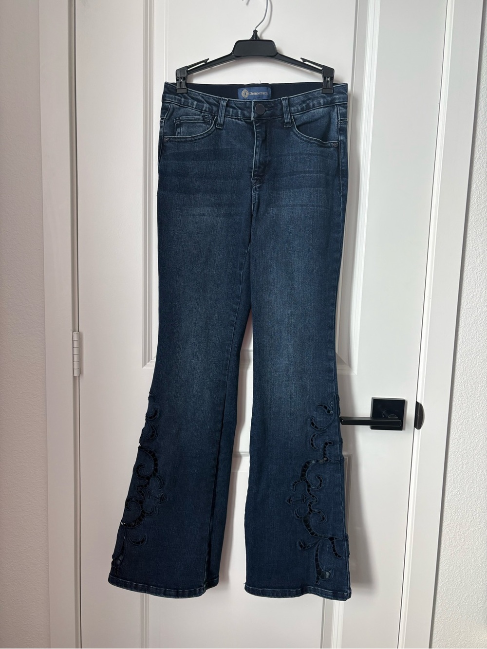 Democracy Ab-Solution Dark Indigo Floral Lace Embroidered Flare Jeans, Size 4